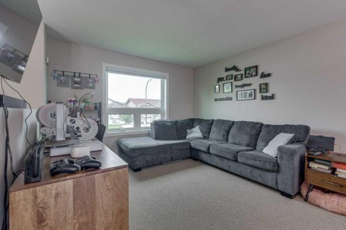183 Kelloway Crescent, Red Deer, AB - Indoor Photo Showing Living Room