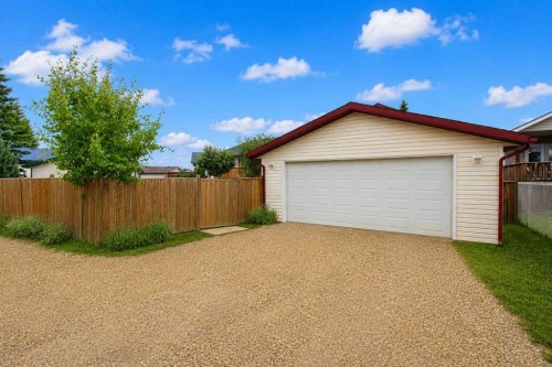 96 Duckering Close, Red Deer, AB - Outdoor