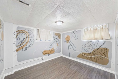 4715 43A Avenue, Red Deer, AB - Indoor