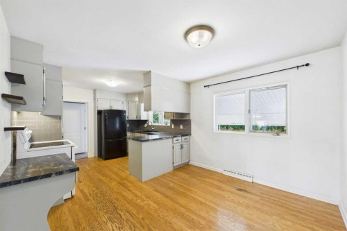 4715 43A Avenue, Red Deer, AB - Indoor Photo Showing Kitchen