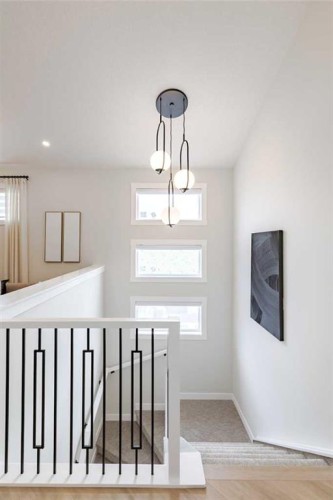 190 Rosemary Gardens Se, Calgary, AB - Indoor Photo Showing Other Room