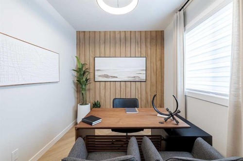 190 Rosemary Gardens Se, Calgary, AB - Indoor Photo Showing Office