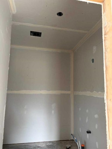 4313 43 Street, Castor, AB - Indoor Photo Showing Other Room