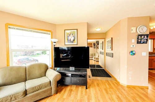 7310 46 Avenue, Camrose, AB - Indoor
