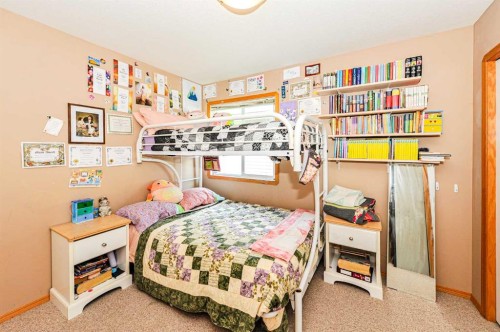 7310 46 Avenue, Camrose, AB - Indoor Photo Showing Bedroom