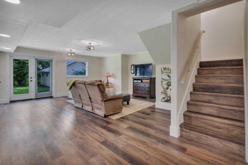 4815 49 Street, Clive, AB - Indoor Photo Showing Other Room