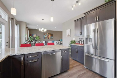 3908 49 Avenue, Ponoka, AB - Indoor Photo Showing Kitchen With Stainless Steel Kitchen With Upgraded Kitchen