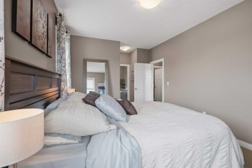 3908 49 Avenue, Ponoka, AB - Indoor Photo Showing Bedroom