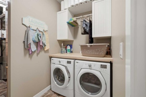 3908 49 Avenue, Ponoka, AB - Indoor Photo Showing Laundry Room