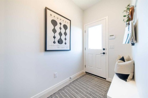 524 Tekarra Drive Nw, Calgary, AB - Indoor Photo Showing Other Room