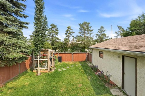 149 Mcdougall Crescent, Red Deer, AB - Outdoor With Backyard