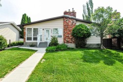4207 67 Street Camrose, AB T4V 3M4