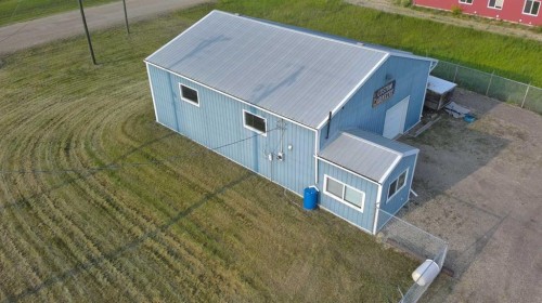 5213 49A Avenue, Bentley, AB 