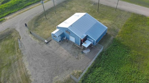 5213 49A Avenue, Bentley, AB 