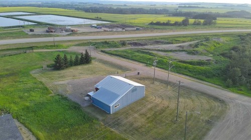 5213 49A Avenue, Bentley, AB 