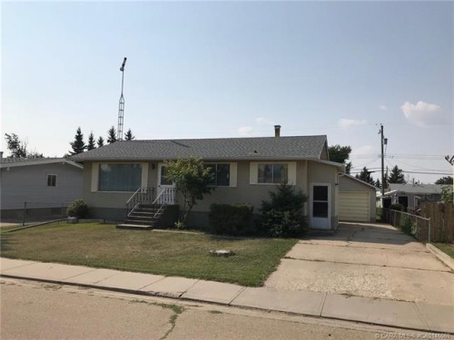 5316 53 Avenue, Bashaw, AB - Outdoor