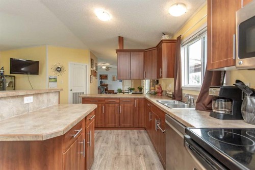 65-15 Mackenzie Ranch Way, Lacombe, AB 
