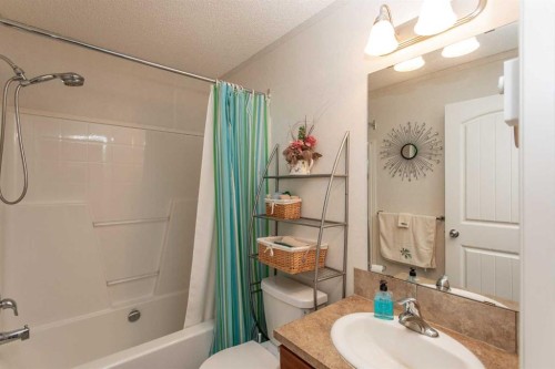 65-15 Mackenzie Ranch Way, Lacombe, AB 