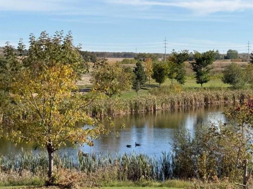 15 Ellington Crescent, Red Deer, AB 