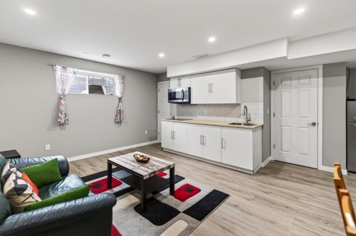 318 Teasdale Drive, Red Deer, AB - Indoor
