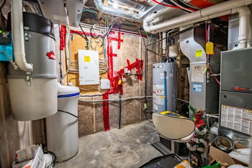 318 Teasdale Drive, Red Deer, AB - Indoor Photo Showing Basement