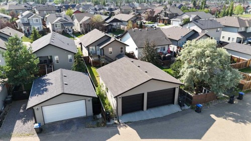 15 Reynolds Road, Sylvan Lake, AB - Outdoor