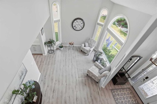 5933 45 Street Crescent, Innisfail, AB - Indoor Photo Showing Other Room