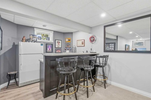 5933 45 Street Crescent, Innisfail, AB - Indoor