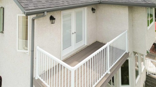 5933 45 Street Crescent, Innisfail, AB - Outdoor With Exterior