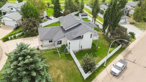 5933 45 Street Crescent, Innisfail, AB - Outdoor With View