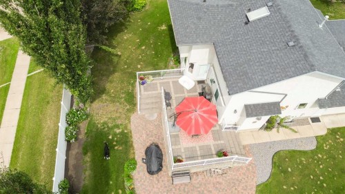 5933 45 Street Crescent, Innisfail, AB - Outdoor