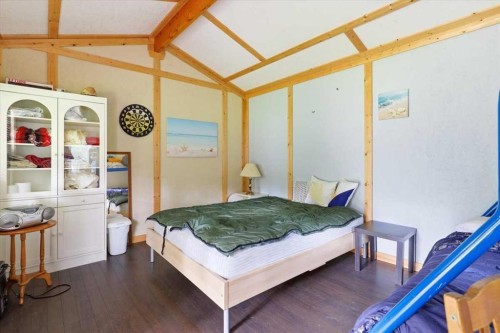 1301 Glen Haven Crescent, Mulhurst Bay, AB - Indoor Photo Showing Bedroom