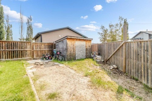 5 Lambertson Place, Sylvan Lake, AB - Outdoor