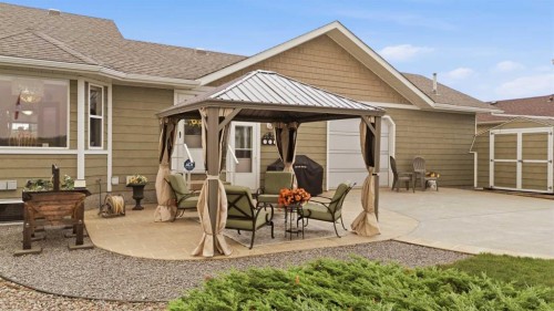 6026 47 Street, Innisfail, AB - Outdoor