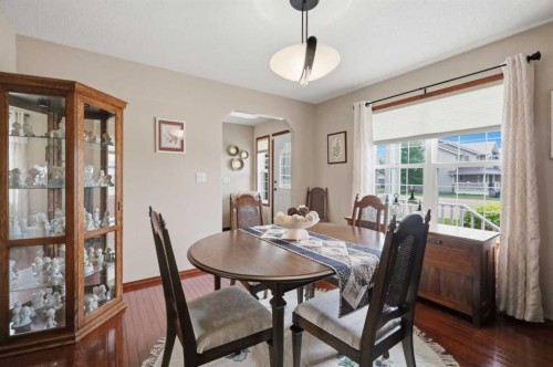 6026 47 Street, Innisfail, AB - Indoor Photo Showing Dining Room