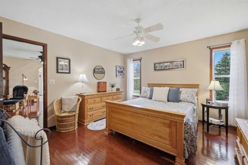 6026 47 Street, Innisfail, AB - Indoor Photo Showing Bedroom
