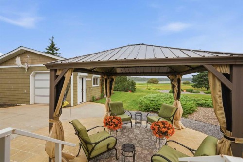 6026 47 Street, Innisfail, AB - Outdoor