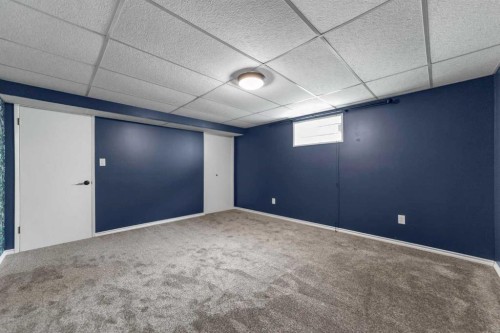5209 51 Street, Castor, AB - Indoor