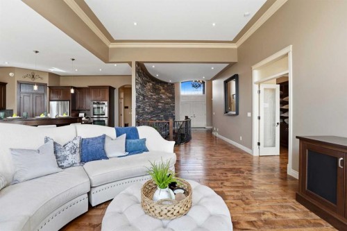 68 Oakwood Close, Red Deer, AB - Indoor Photo Showing Living Room