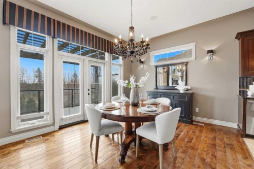 68 Oakwood Close, Red Deer, AB - Indoor Photo Showing Dining Room