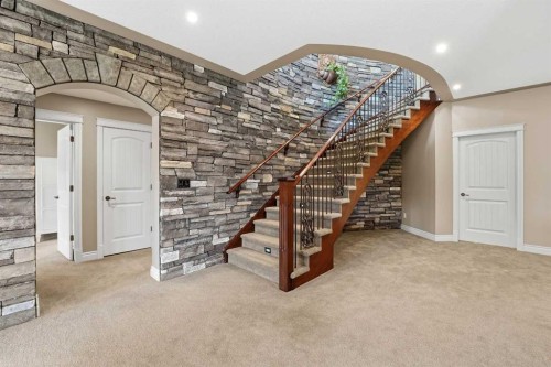 68 Oakwood Close, Red Deer, AB - Indoor Photo Showing Other Room