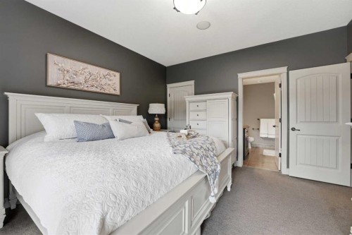 68 Oakwood Close, Red Deer, AB - Indoor Photo Showing Bedroom