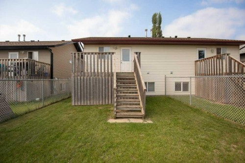 36 Keen Crescent, Red Deer, AB - Outdoor With Deck Patio Veranda