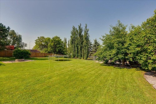 3908 39 Street Close, Ponoka, AB - Outdoor