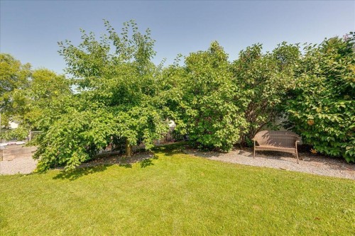 3908 39 Street Close, Ponoka, AB - Outdoor