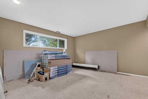 5306 51 Ave, Daysland, AB - Indoor Photo Showing Other Room