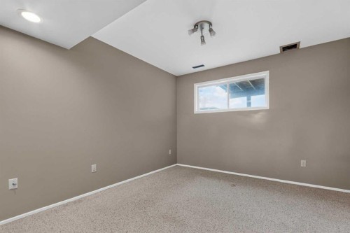 5306 51 Ave, Daysland, AB - Indoor Photo Showing Other Room