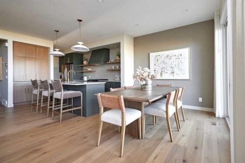 40 Shawnee Passage Sw, Calgary, AB - Indoor Photo Showing Dining Room