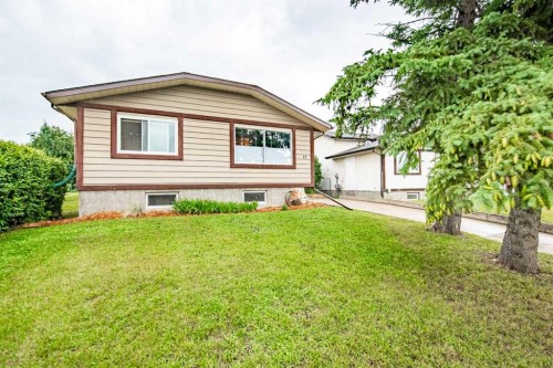 12 Opal Close, Lacombe, AB - Outdoor