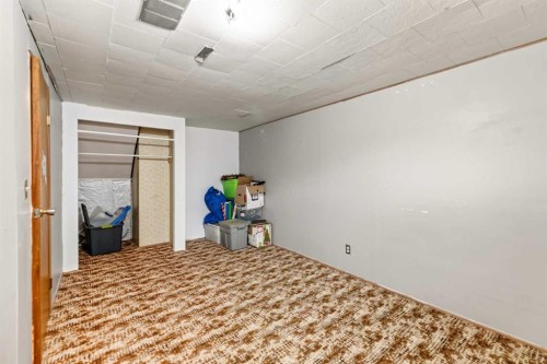 12 Opal Close, Lacombe, AB - Indoor Photo Showing Other Room